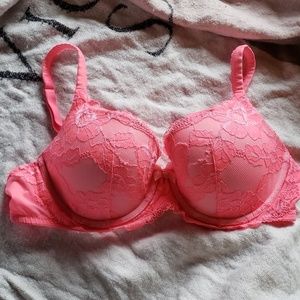 Victoria's Secret Body Lined Demi bra
